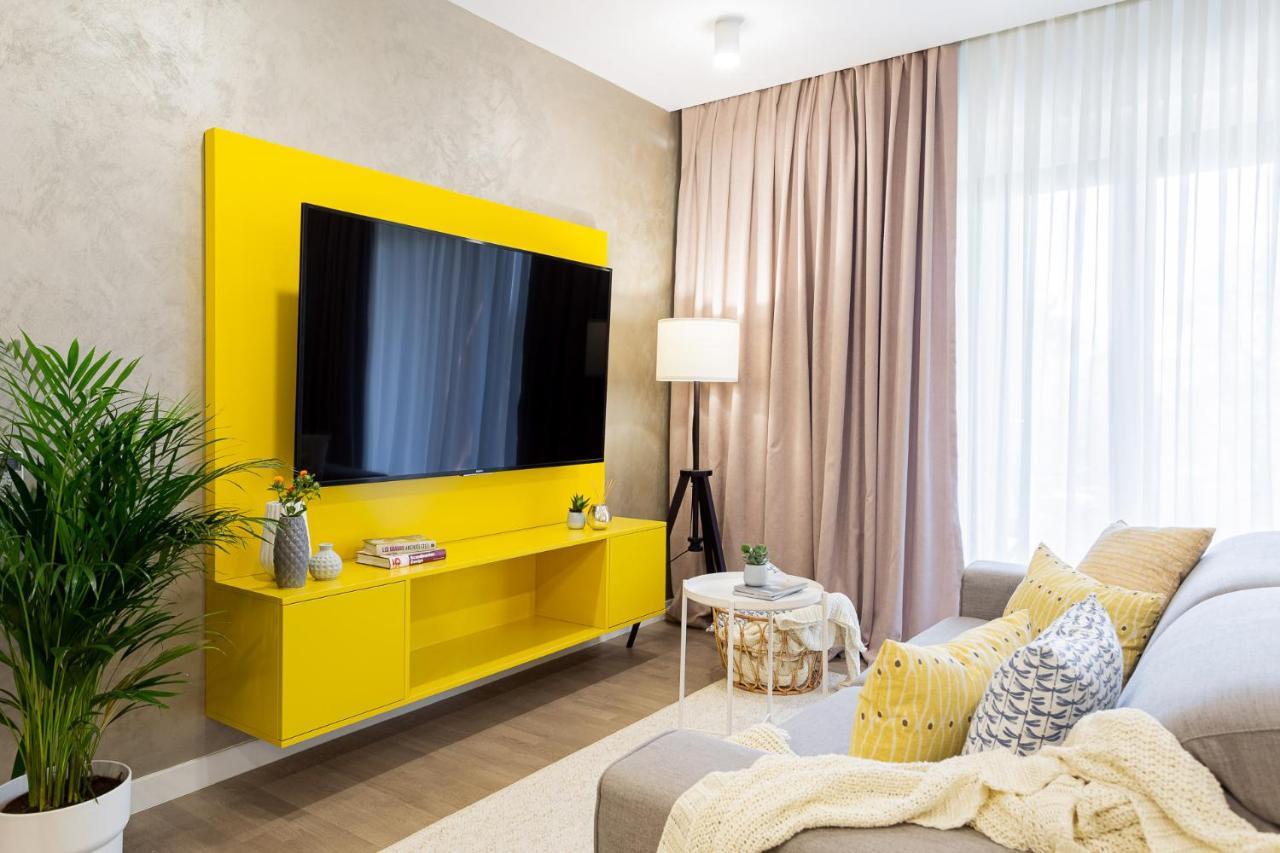 Il Lago - Sunrise - Cozy Luxurious Smart Home By The Lake Voluntari المظهر الخارجي الصورة
